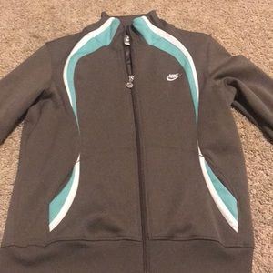 NIKE ZIP UP HOODIE
